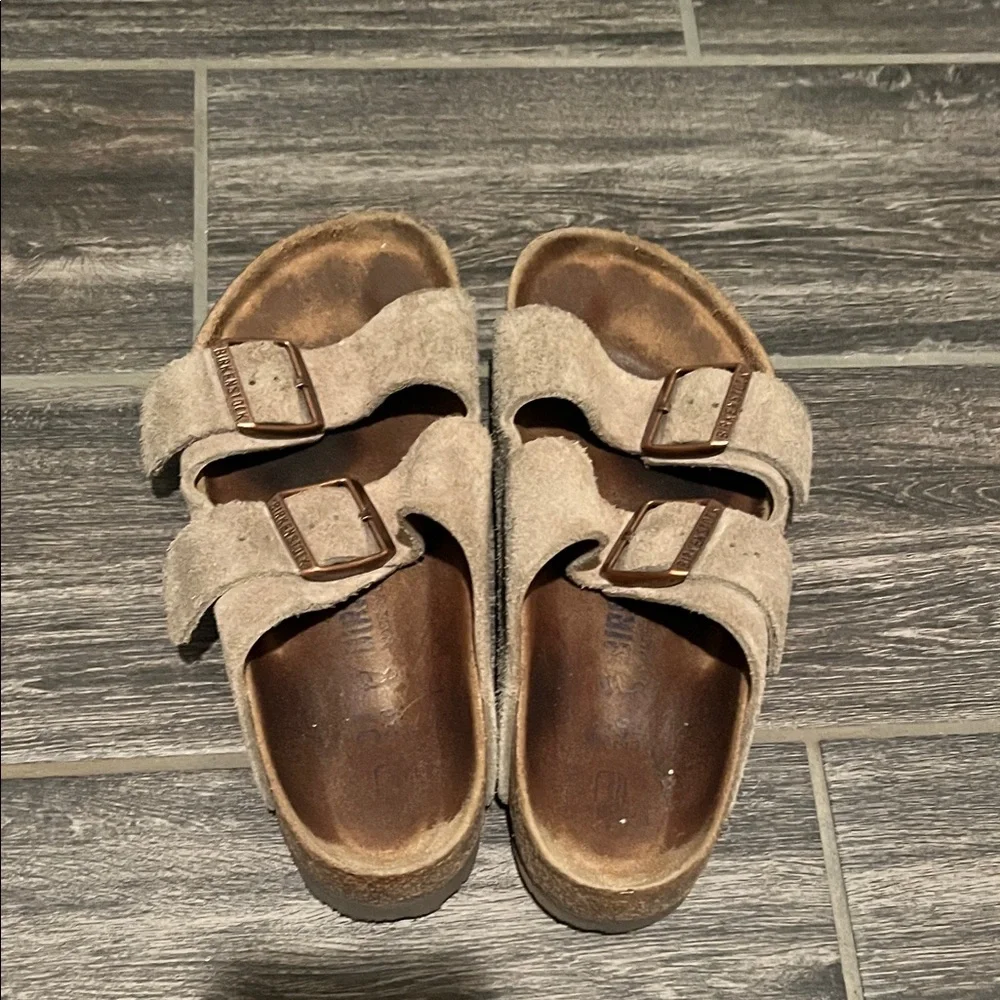 Birkenstock Tan Suede Sandals - Picture 4 of 4